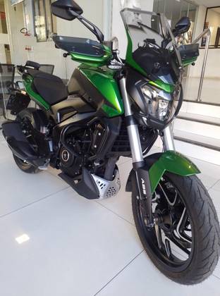 BAJAJ DOMINAR 400 
